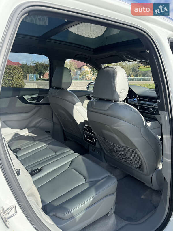 Внедорожник / Кроссовер Audi Q7 2017 в Бучаче фото 6 Внедорожник / Кроссовер Audi Q7 2017 в Бучаче