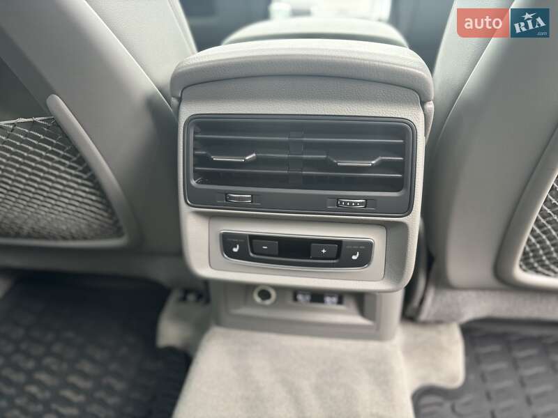 Позашляховик / Кросовер Audi Q7 2020 в Львові фото 32 Позашляховик / Кросовер Audi Q7 2020 в Львові