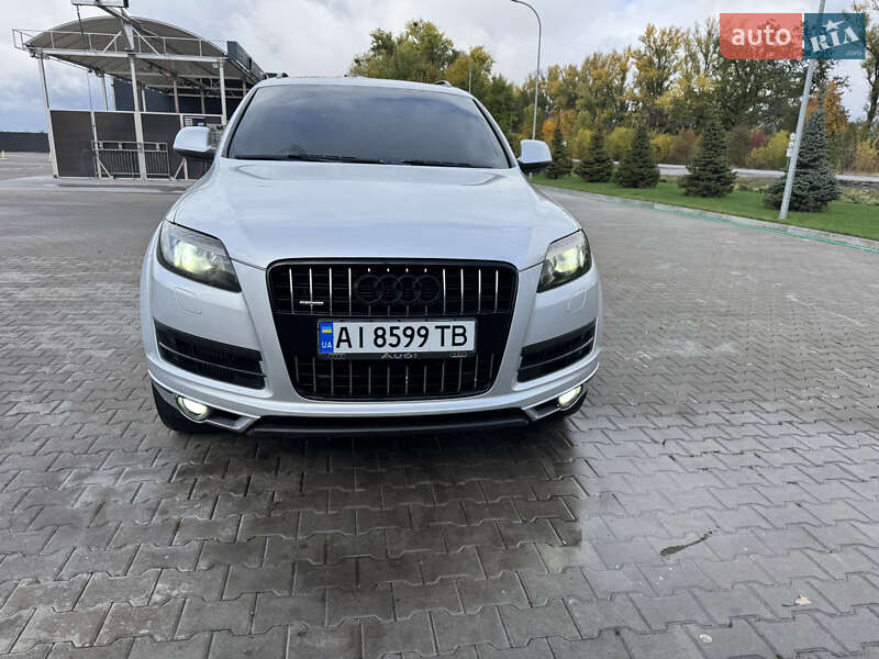 Позашляховик / Кросовер Audi Q7 2013 в Кагарлику
