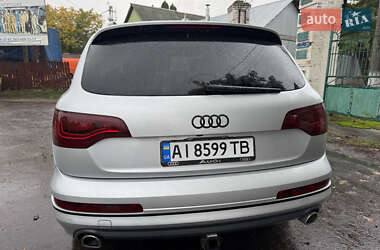Позашляховик / Кросовер Audi Q7 2013 в 