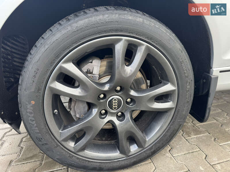 Позашляховик / Кросовер Audi Q7 2013 в Кагарлику