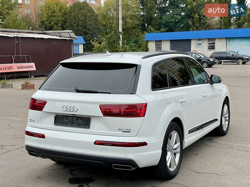 Внедорожник / Кроссовер Audi Q7 2019 в Киеве