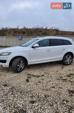 Позашляховик / Кросовер Audi Q7 2015 в 
