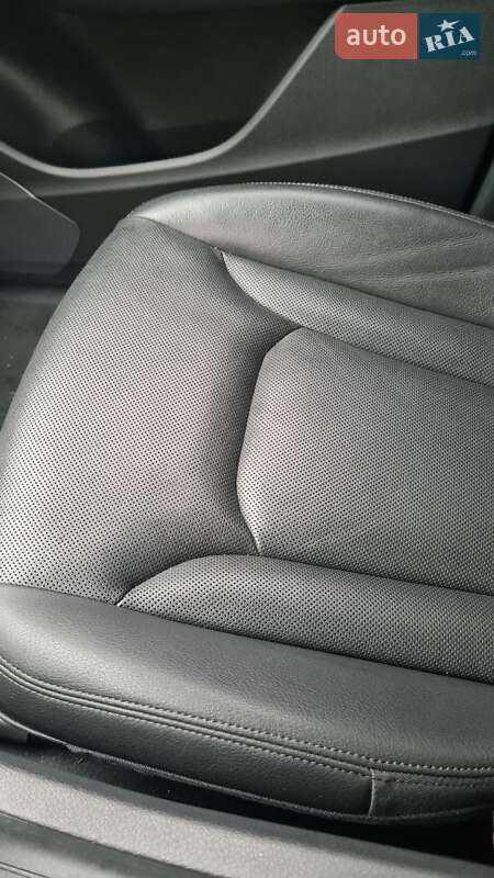 Внедорожник / Кроссовер Audi Q7 2017 в Харькове