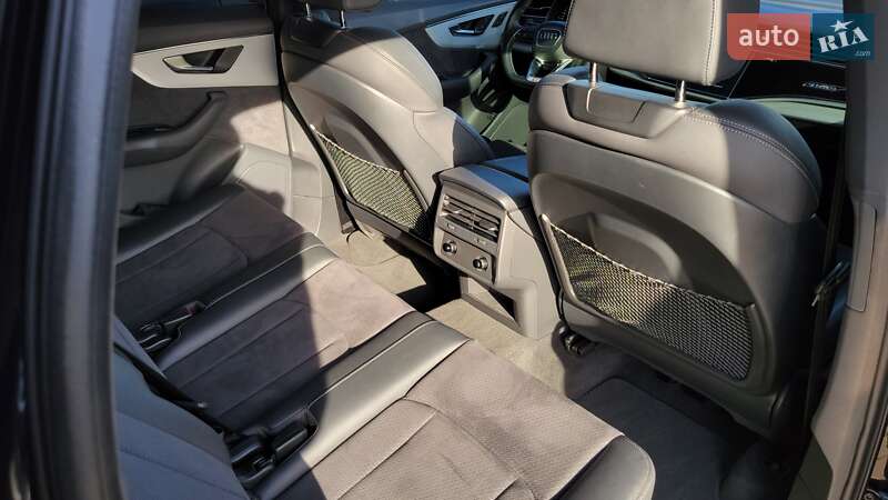 Позашляховик / Кросовер Audi Q7 2023 в Хмельницькому
