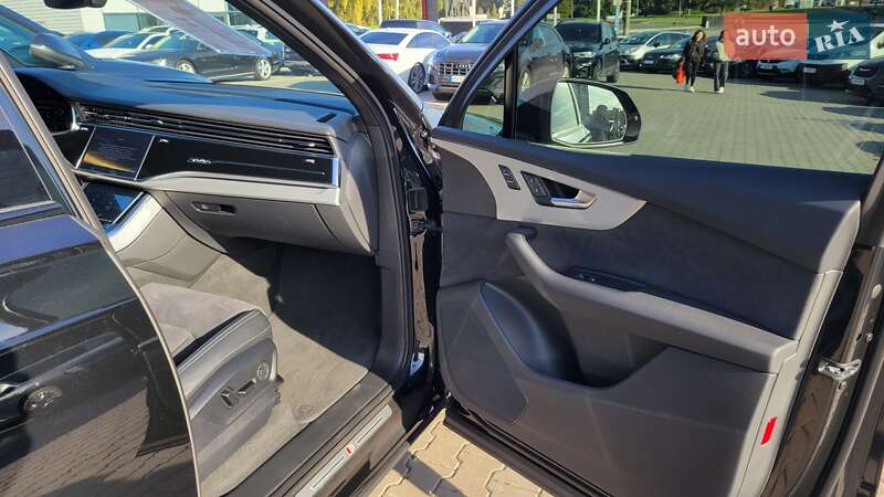 Позашляховик / Кросовер Audi Q7 2023 в Хмельницькому