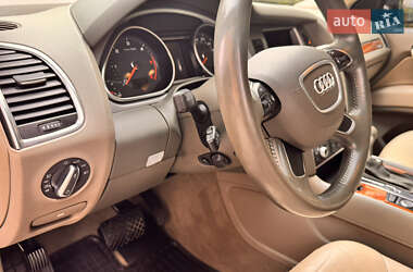 Позашляховик / Кросовер Audi Q7 2014 в 