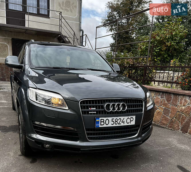 Позашляховик / Кросовер Audi Q7 2008 в 