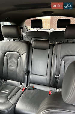 Позашляховик / Кросовер Audi Q7 2008 в 
