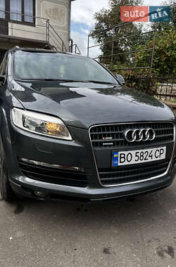 Позашляховик / Кросовер Audi Q7 2008 в 