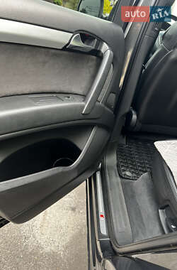 Позашляховик / Кросовер Audi Q7 2008 в 