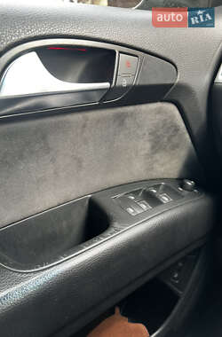 Позашляховик / Кросовер Audi Q7 2008 в 