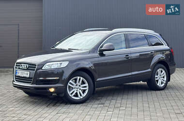 Позашляховик / Кросовер Audi Q7 2008 в 