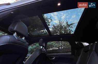 Позашляховик / Кросовер Audi Q7 2016 в 