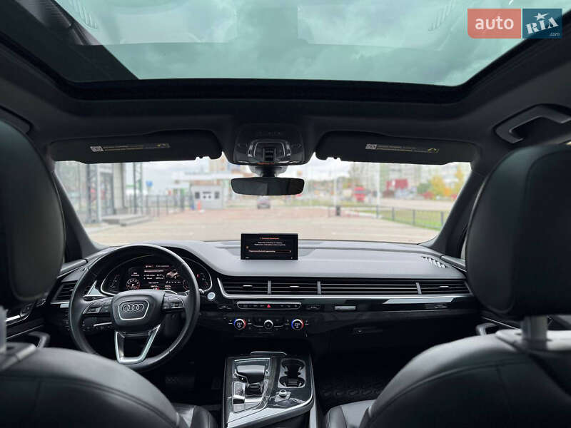 Позашляховик / Кросовер Audi Q7 2016 в Сумах