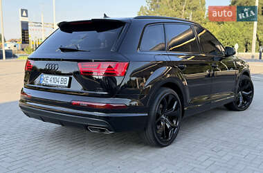Позашляховик / Кросовер Audi Q7 2015 в 