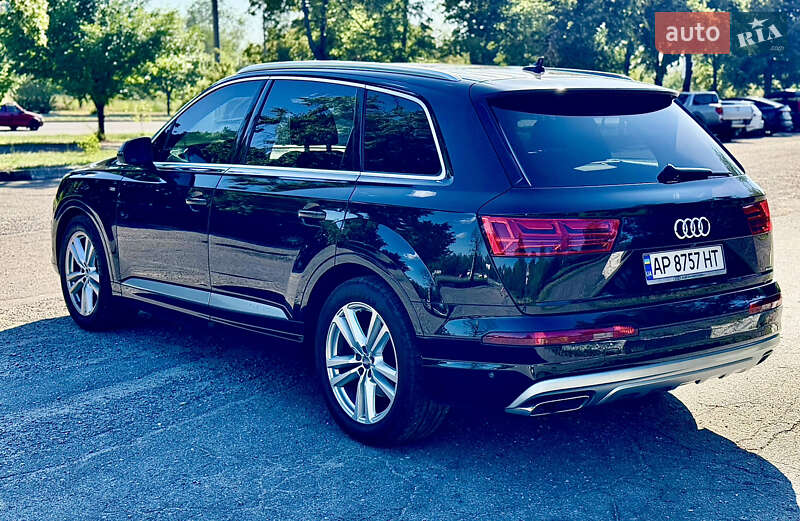 Позашляховик / Кросовер Audi Q7 2016 в Дніпрі фото 5 Позашляховик / Кросовер Audi Q7 2016 в Дніпрі