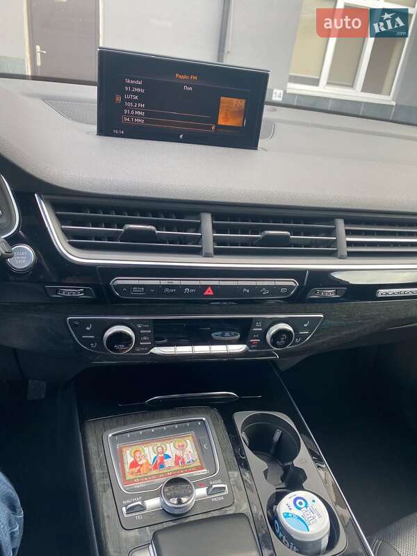 Внедорожник / Кроссовер Audi Q7 2018 в Ужгороде