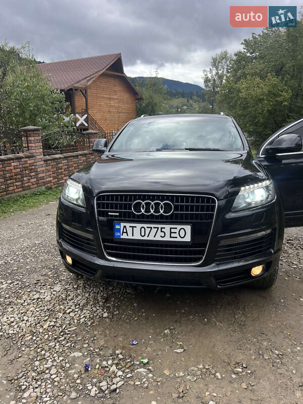 Позашляховик / Кросовер Audi Q7 2009 в Верховині