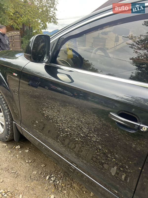 Позашляховик / Кросовер Audi Q7 2009 в Верховині
