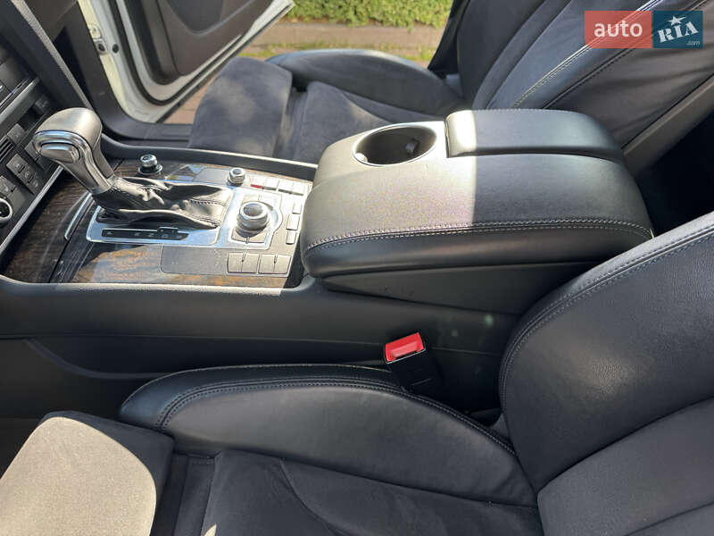 Позашляховик / Кросовер Audi Q7 2013 в Києві фото 20 Позашляховик / Кросовер Audi Q7 2013 в Києві