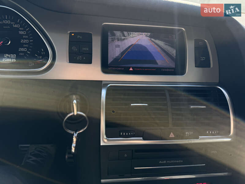 Позашляховик / Кросовер Audi Q7 2013 в Києві фото 27 Позашляховик / Кросовер Audi Q7 2013 в Києві