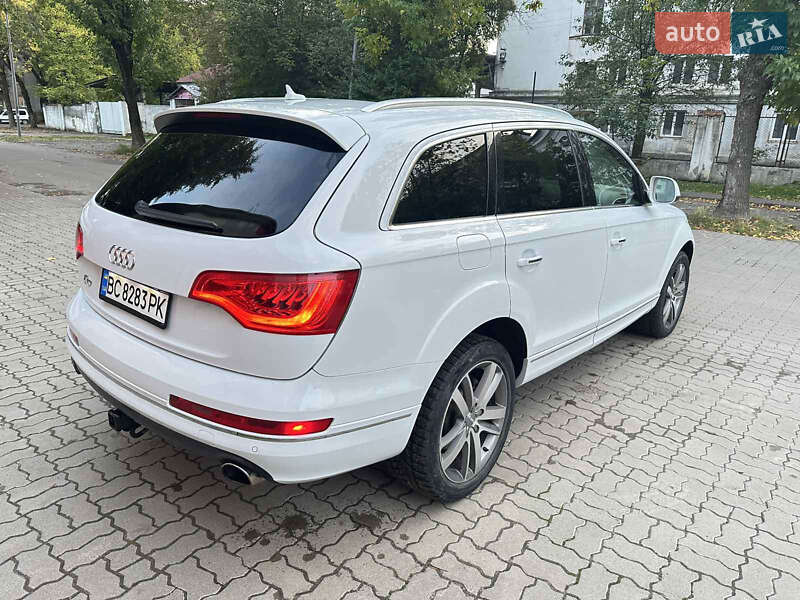 Позашляховик / Кросовер Audi Q7 2013 в Львові