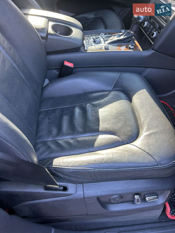 Внедорожник / Кроссовер Audi Q7 2015 в Черкассах