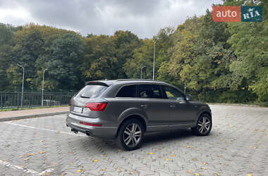 Позашляховик / Кросовер Audi Q7 2015 в 