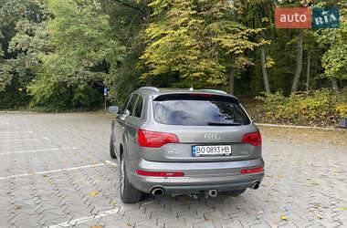 Позашляховик / Кросовер Audi Q7 2015 в 
