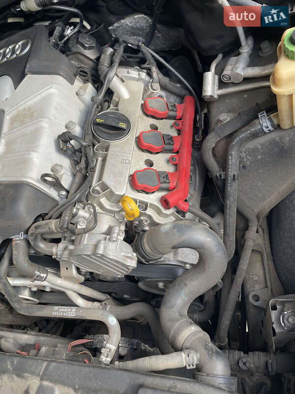 Позашляховик / Кросовер Audi Q7 2015 в Києві