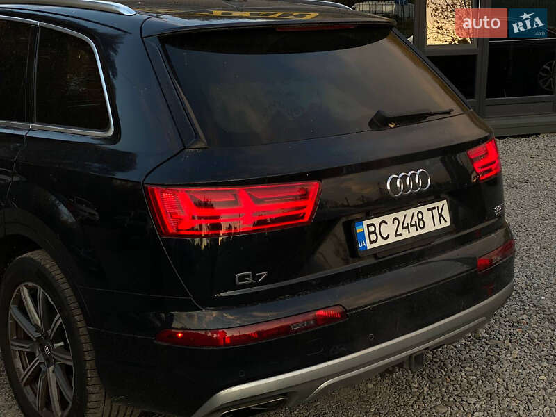 Внедорожник / Кроссовер Audi Q7 2017 в Львове