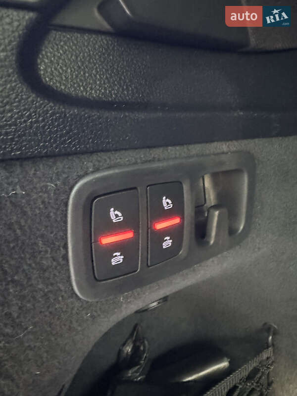 Внедорожник / Кроссовер Audi Q7 2017 в Львове