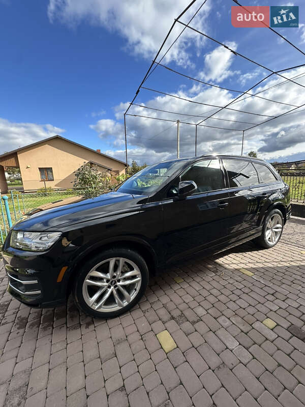 Внедорожник / Кроссовер Audi Q7 2017 в Львове