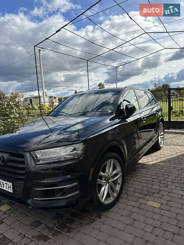 Внедорожник / Кроссовер Audi Q7 2017 в Львове