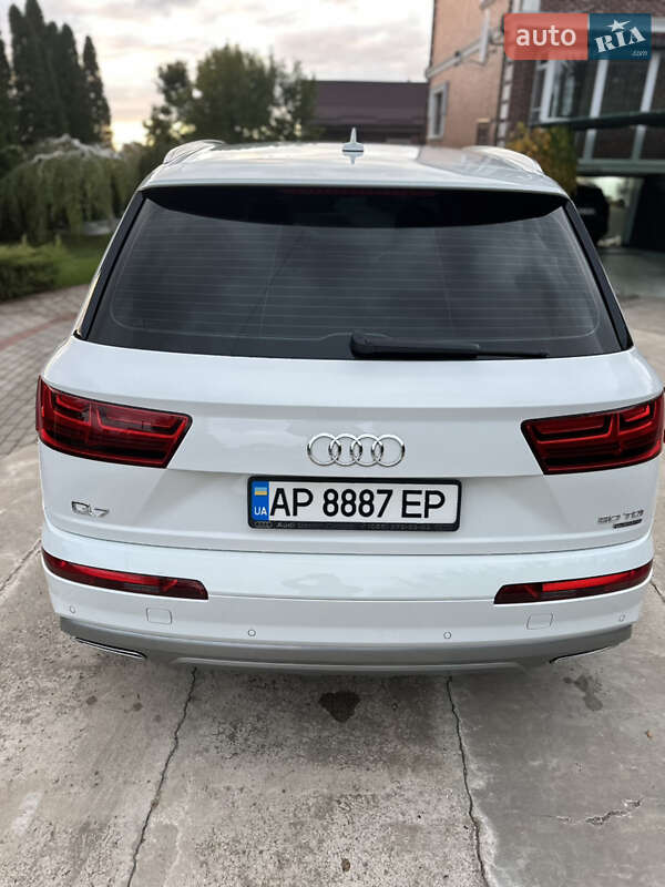 Позашляховик / Кросовер Audi Q7 2018 в Києві