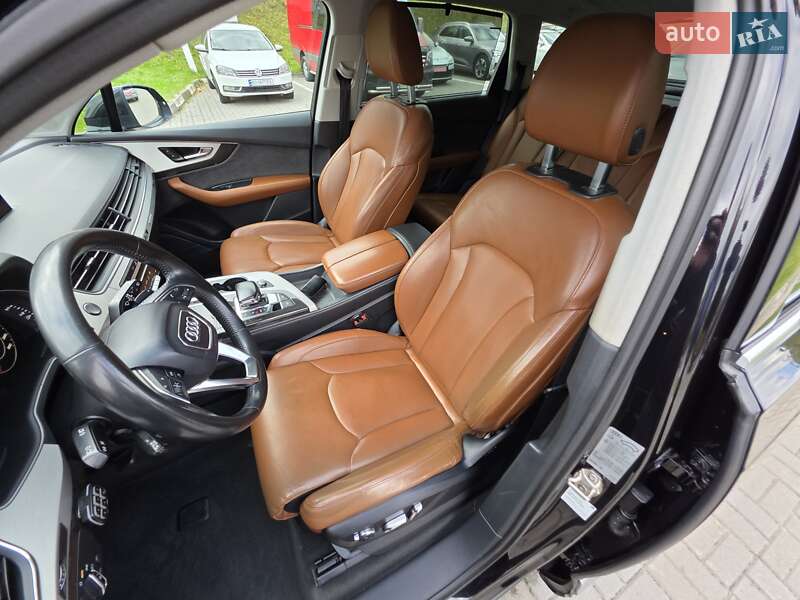 Внедорожник / Кроссовер Audi Q7 2016 в Тернополе