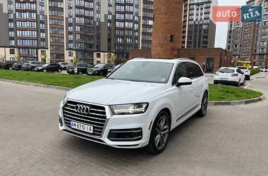 Внедорожник / Кроссовер Audi Q7 2017 в Киеве
