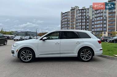 Внедорожник / Кроссовер Audi Q7 2017 в 