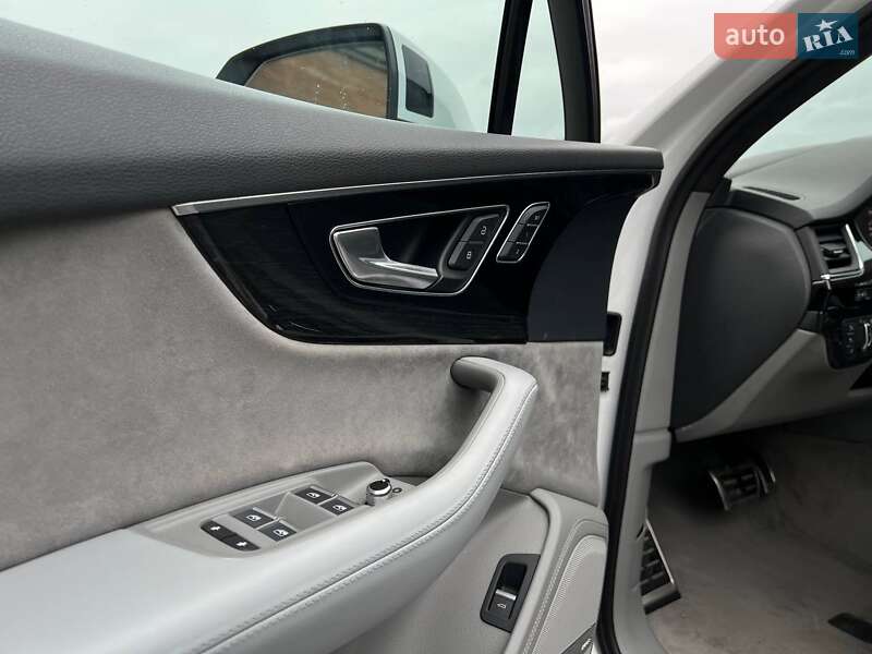 Внедорожник / Кроссовер Audi Q7 2017 в Киеве фото 29 Внедорожник / Кроссовер Audi Q7 2017 в Киеве