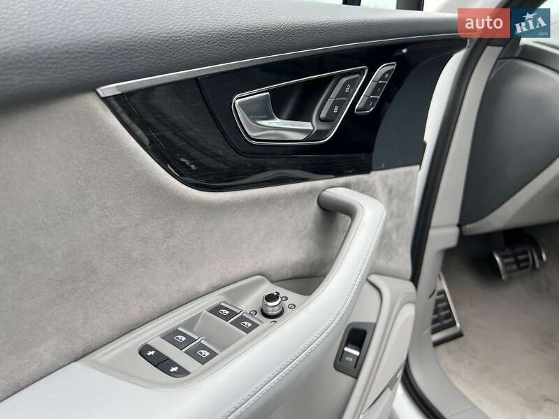 Внедорожник / Кроссовер Audi Q7 2017 в Киеве фото 35 Внедорожник / Кроссовер Audi Q7 2017 в Киеве