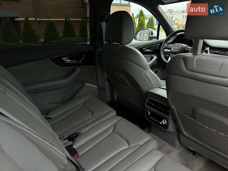 Внедорожник / Кроссовер Audi Q7 2017 в Киеве фото 42 Внедорожник / Кроссовер Audi Q7 2017 в Киеве