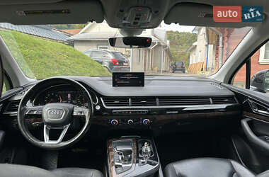 Позашляховик / Кросовер Audi Q7 2017 в 