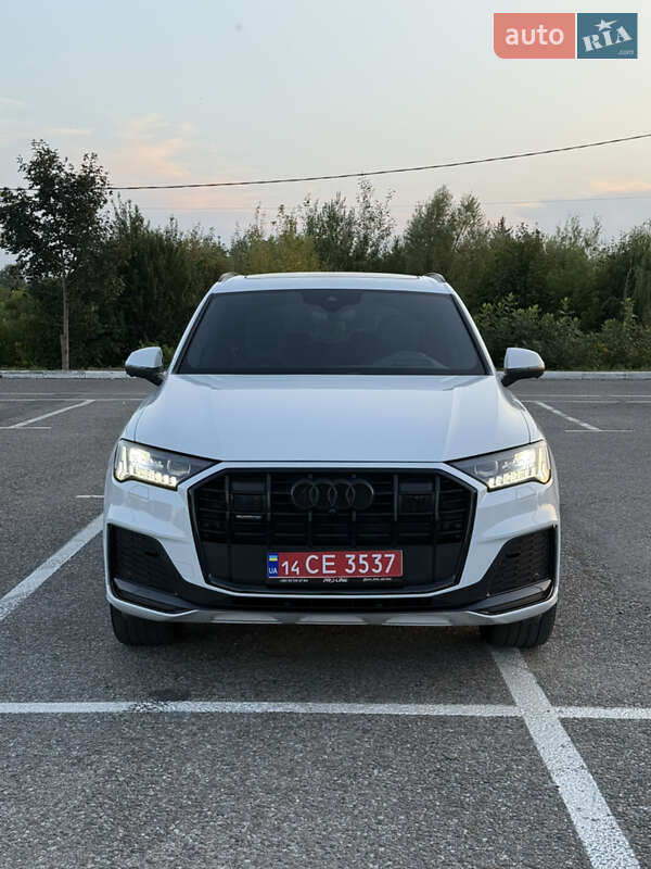 Внедорожник / Кроссовер Audi Q7 2020 в Черновцах