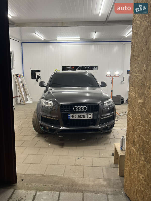 Audi Q7 2012