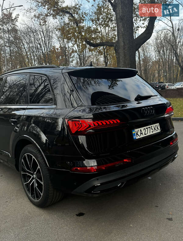 Позашляховик / Кросовер Audi Q7 2020 в Києві фото 10 Позашляховик / Кросовер Audi Q7 2020 в Києві