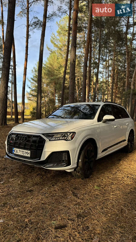 Позашляховик / Кросовер Audi Q7 2021 в Харкові