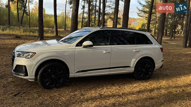 Позашляховик / Кросовер Audi Q7 2021 в Харкові