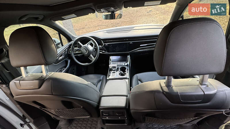 Позашляховик / Кросовер Audi Q7 2021 в Харкові
