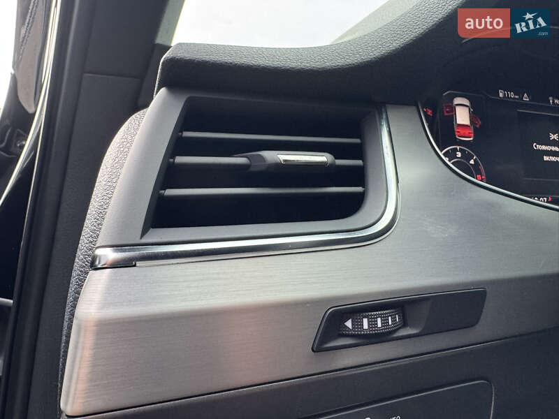 Позашляховик / Кросовер Audi Q7 2016 в Мукачевому